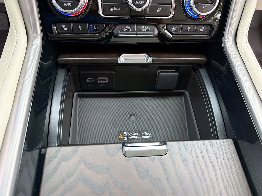 2024 GMC Yukon XL Denali