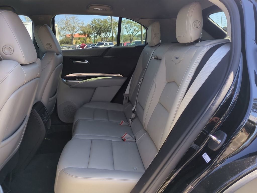 2023 Cadillac XT4 Luxury