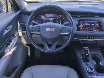 2023 Cadillac XT4 Luxury