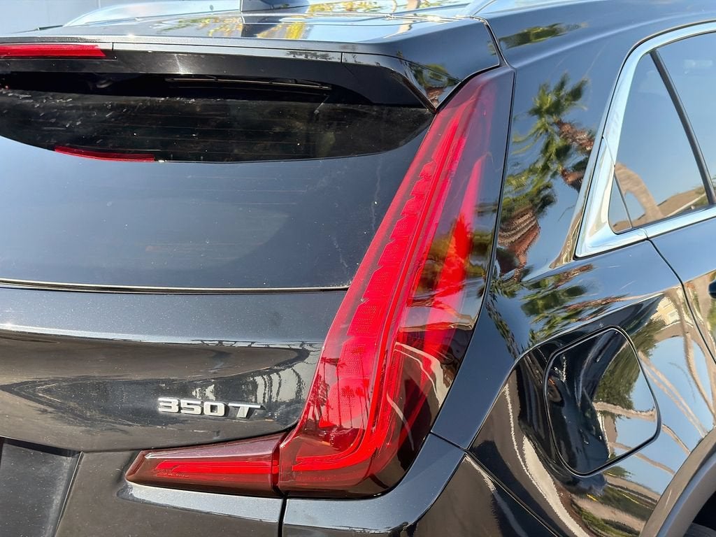 2023 Cadillac XT4 FWD Premium Luxury