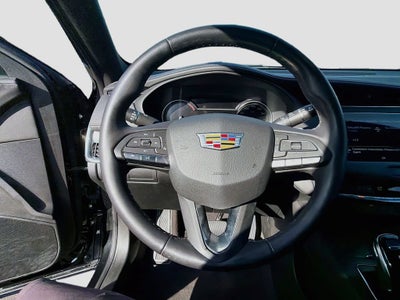 2023 Cadillac XT4 FWD Premium Luxury