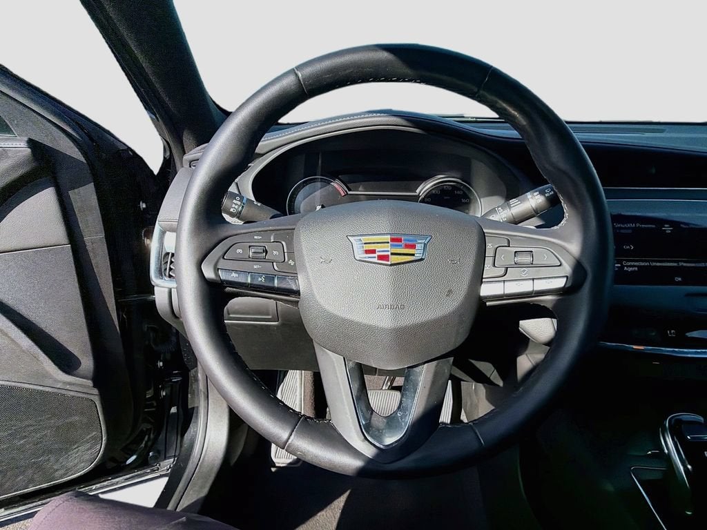 2023 Cadillac XT4 FWD Premium Luxury