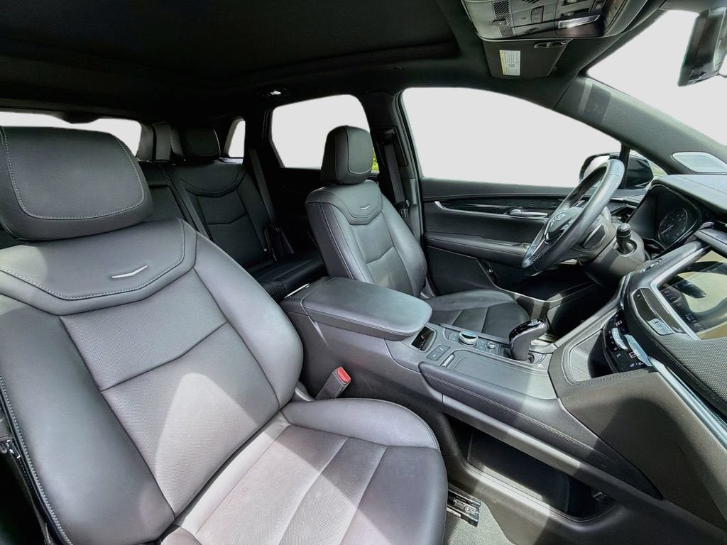 2023 Cadillac XT5 FWD Premium Luxury