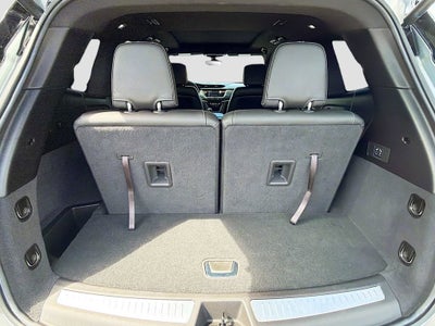 2025 Cadillac XT6 Luxury