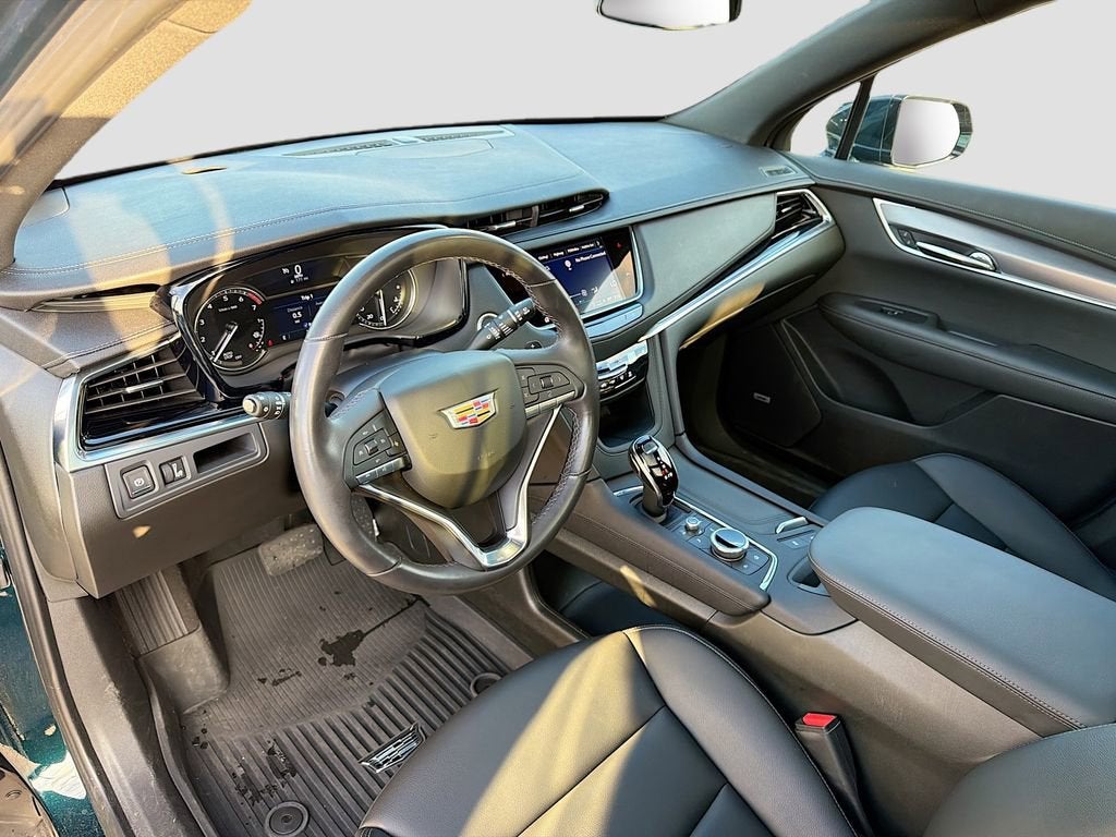 2024 Cadillac XT6 Luxury