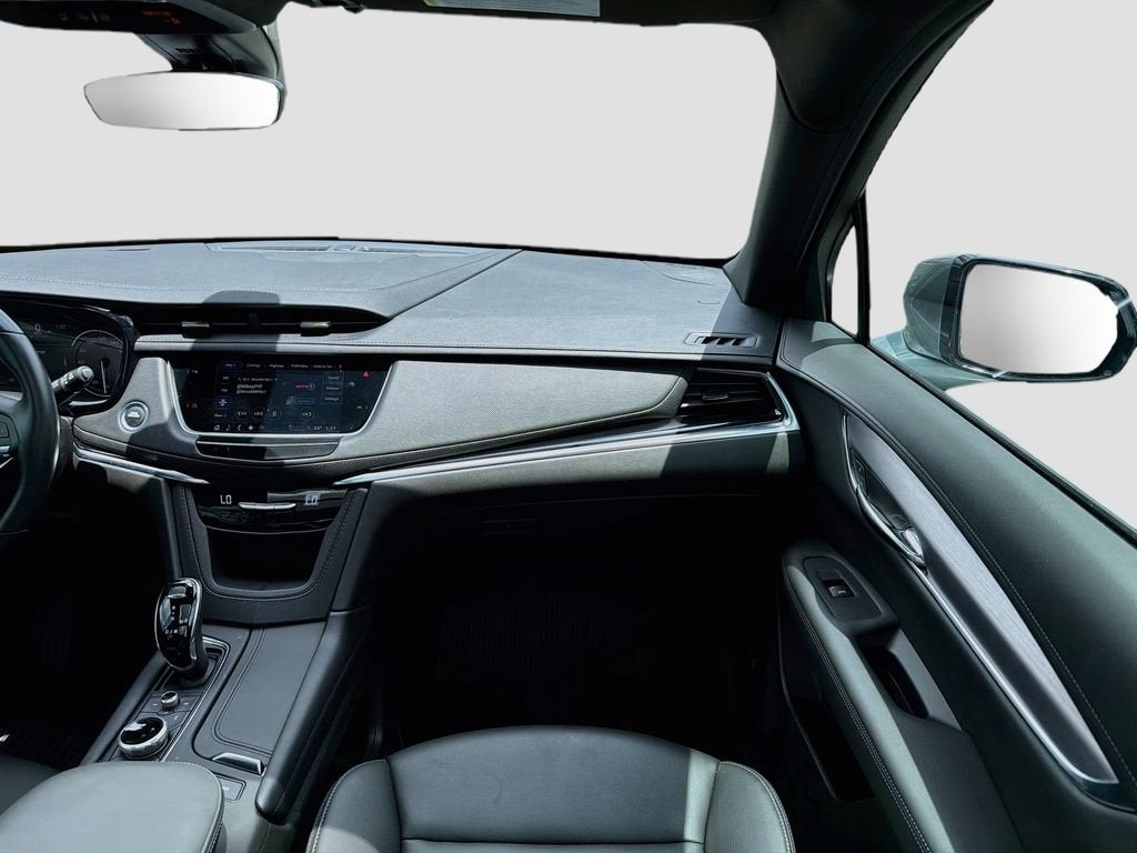 2024 Cadillac XT6 Luxury