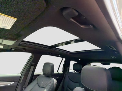2024 Cadillac XT6 Luxury