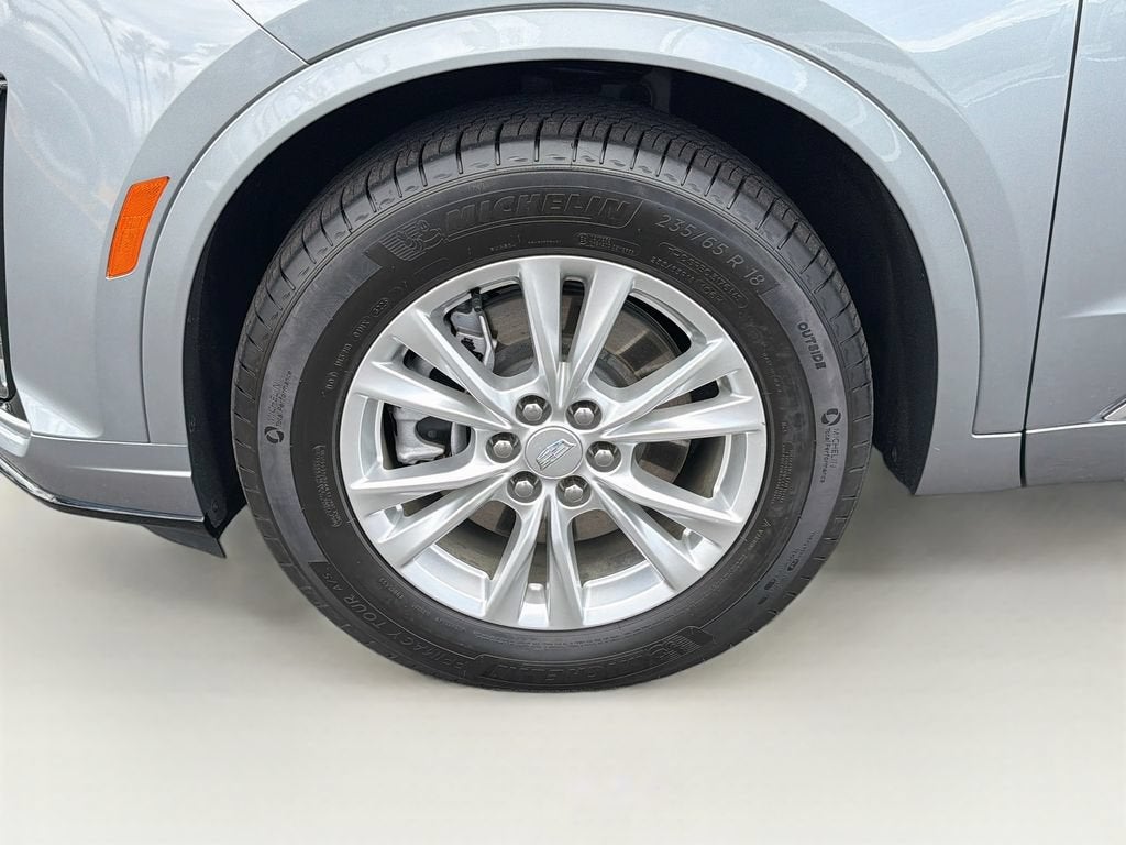 2024 Cadillac XT6 Luxury