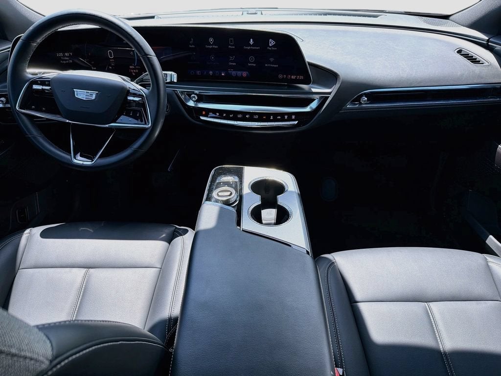 2024 Cadillac LYRIQ Tech