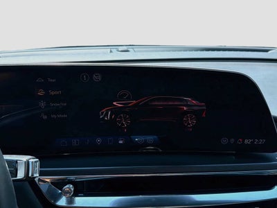 2024 Cadillac LYRIQ Tech