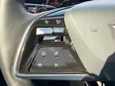 2023 Cadillac LYRIQ Luxury