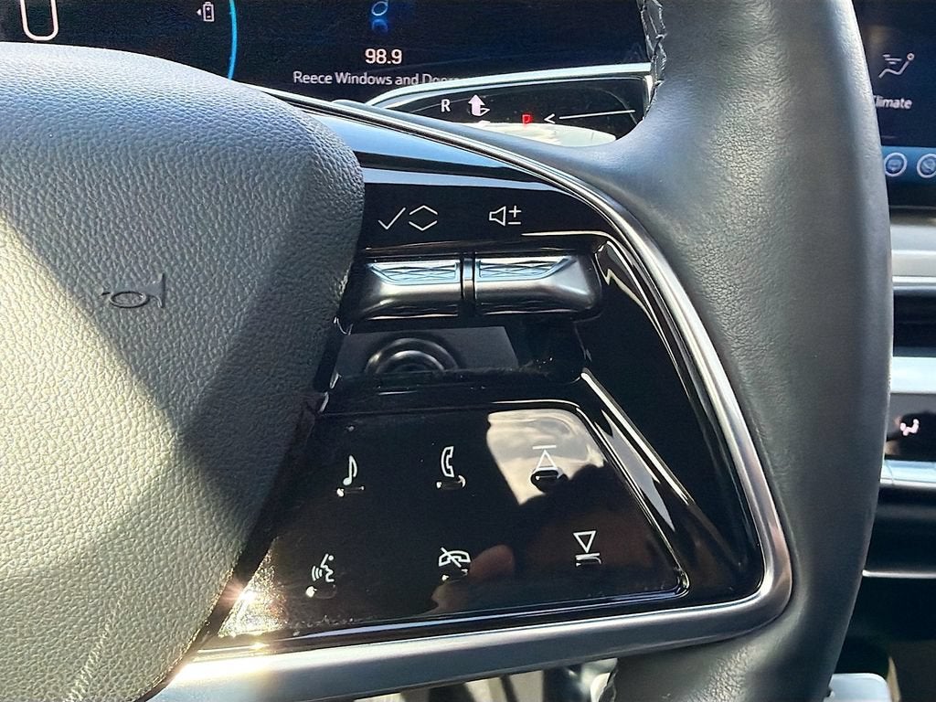 2023 Cadillac LYRIQ Luxury