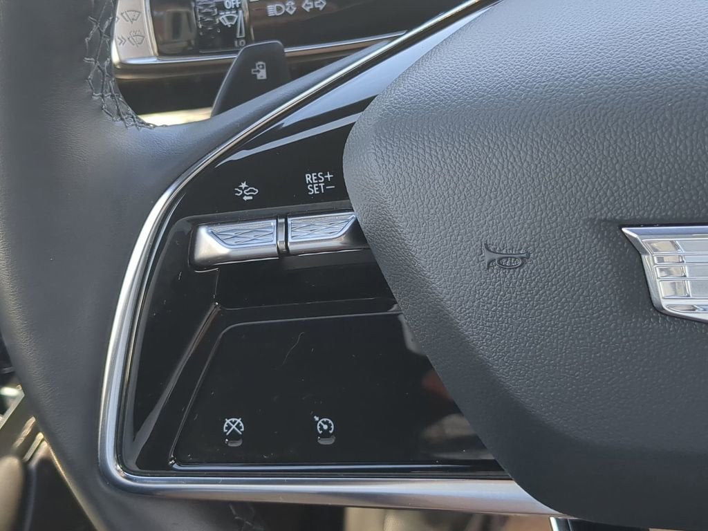 2024 Cadillac LYRIQ Tech