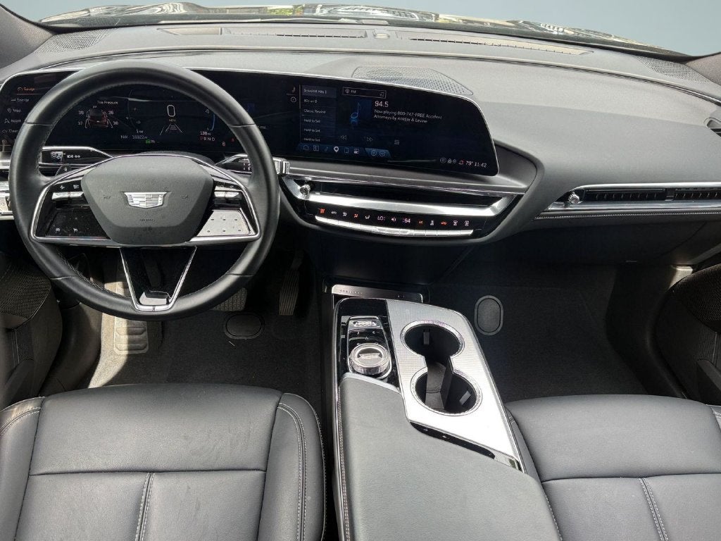 2024 Cadillac LYRIQ Tech