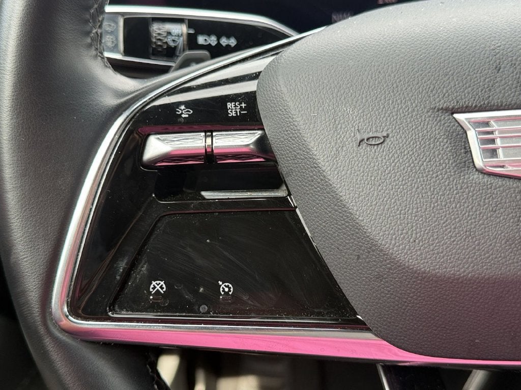2024 Cadillac LYRIQ Tech