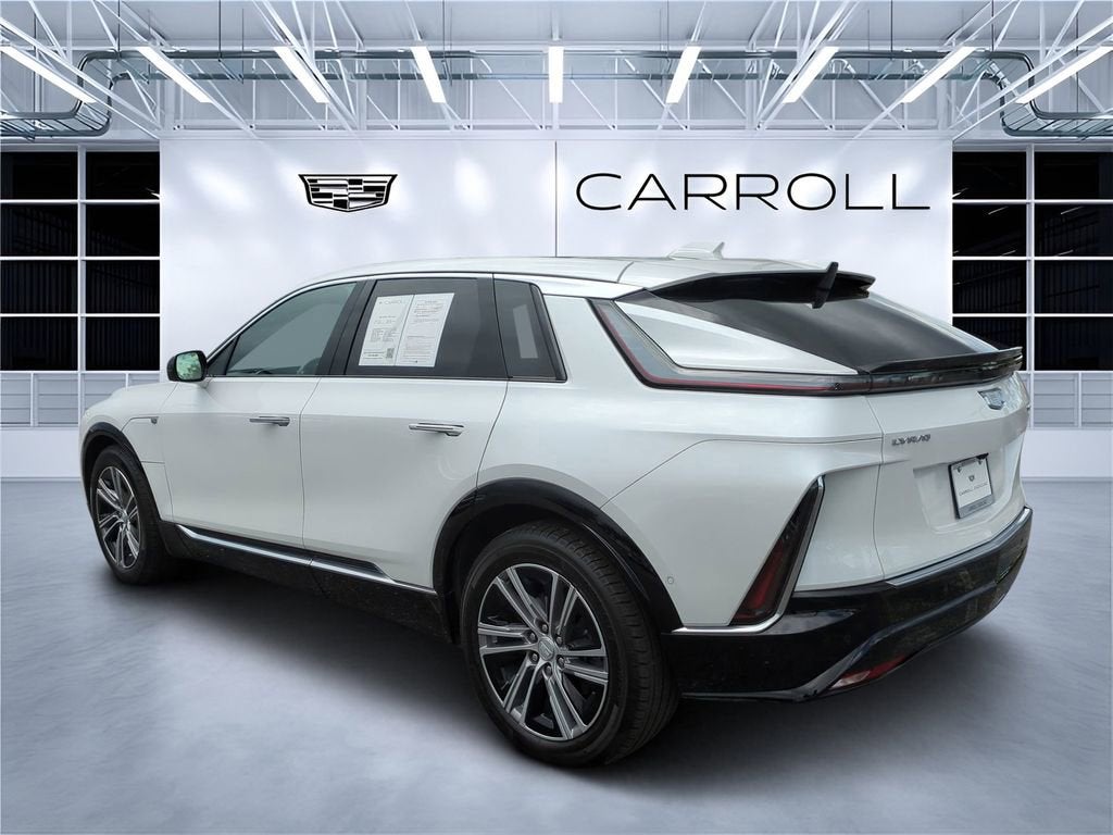 2024 Cadillac LYRIQ Luxury 1