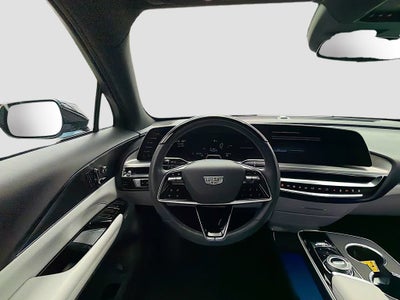 2024 Cadillac LYRIQ Luxury 2
