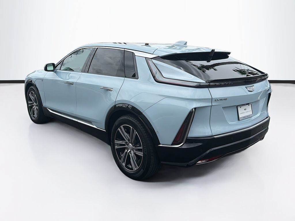 2024 Cadillac LYRIQ Luxury 2