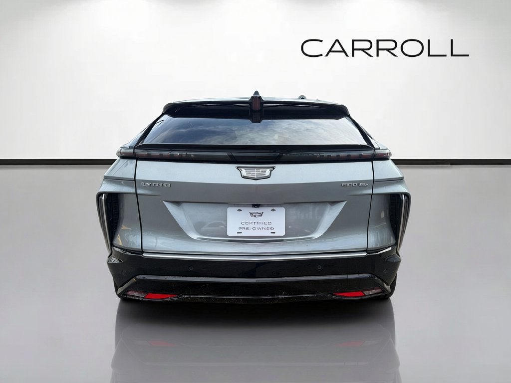 2024 Cadillac LYRIQ Luxury 2