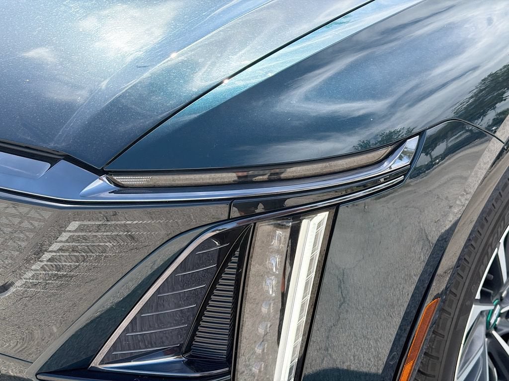 2024 Cadillac LYRIQ Sport 1