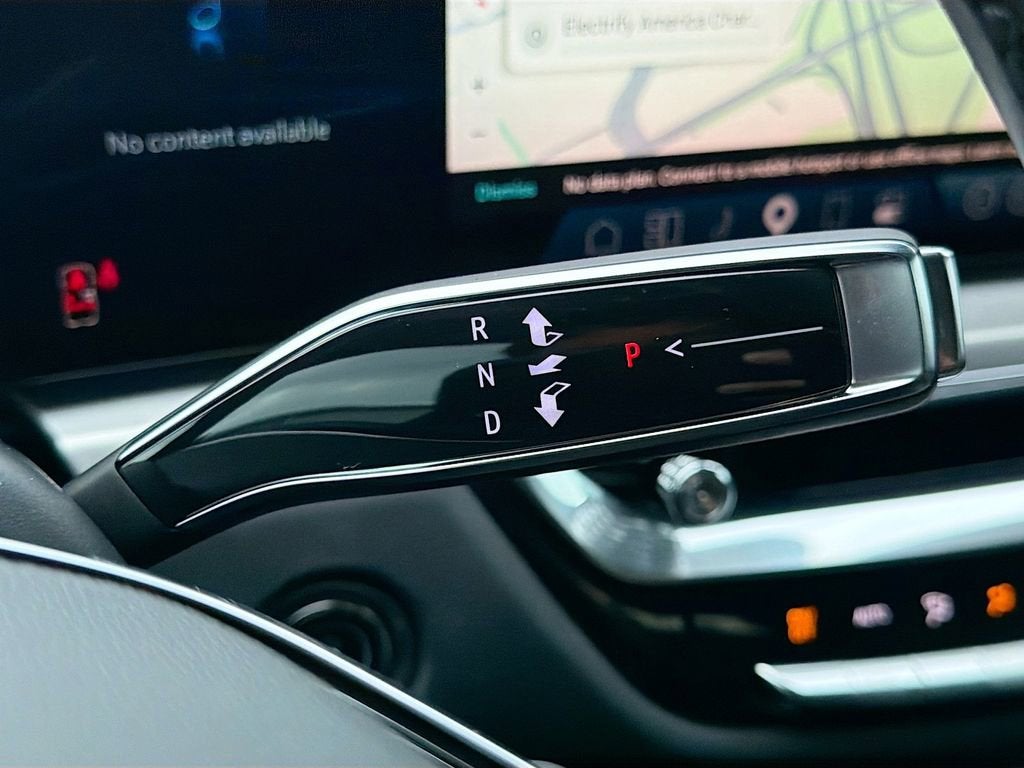 2024 Cadillac LYRIQ Sport 1