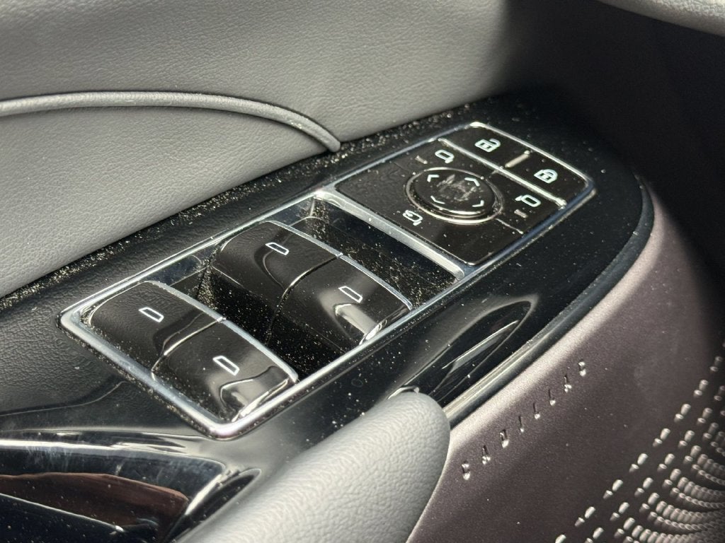 2024 Cadillac LYRIQ Sport 1