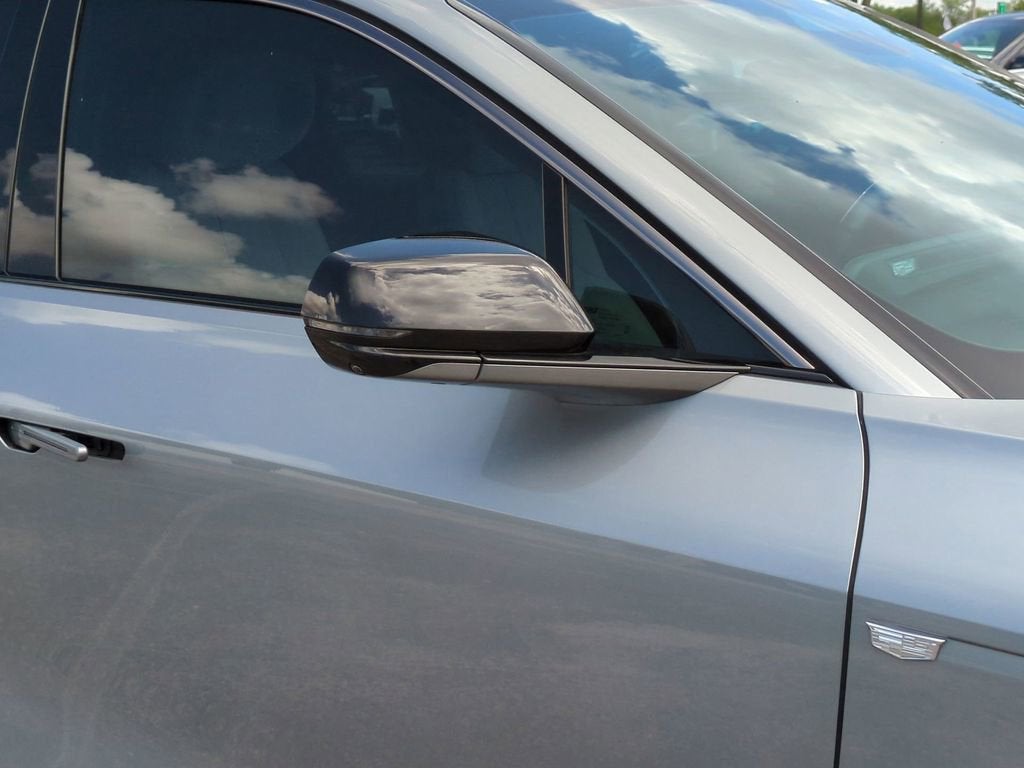 2024 Cadillac LYRIQ Sport 2