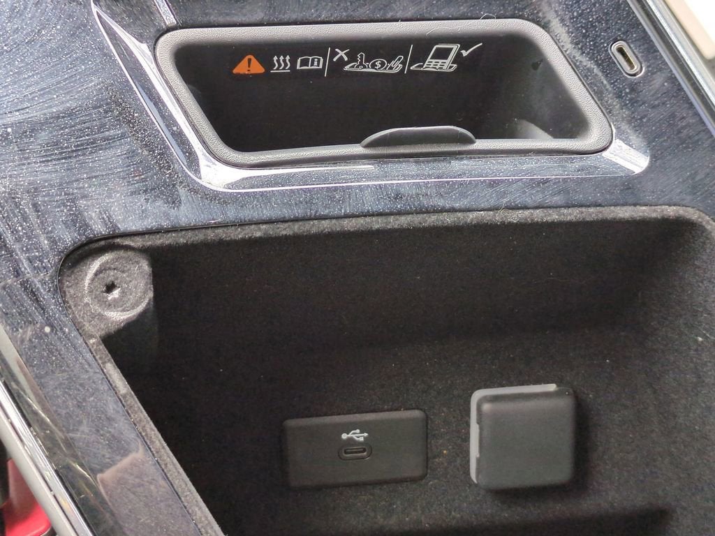 2024 Cadillac LYRIQ Sport 2