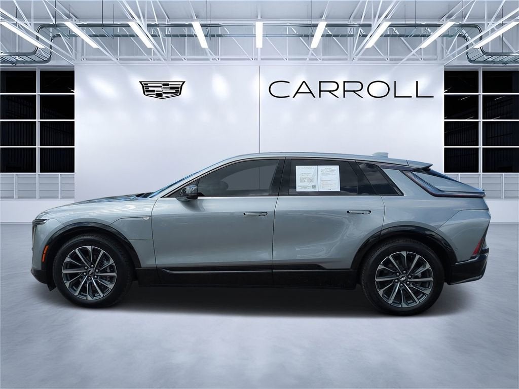 2024 Cadillac LYRIQ Sport 2