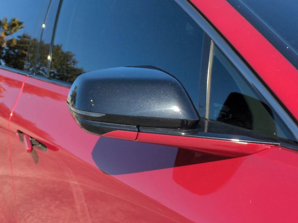 2024 Cadillac LYRIQ Sport 3