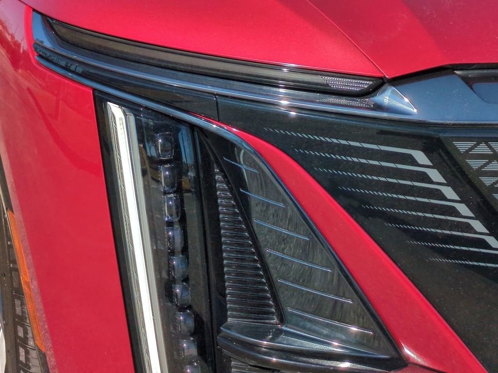 2024 Cadillac LYRIQ Sport 3