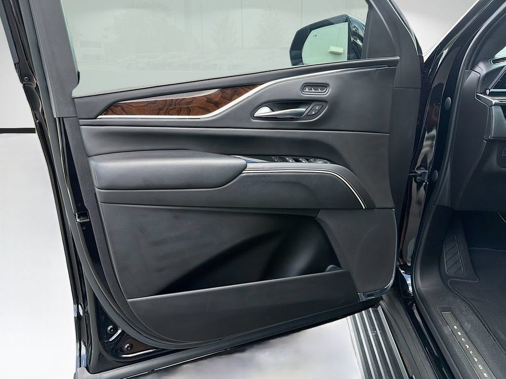 2022 Cadillac Escalade ESV Sport Platinum
