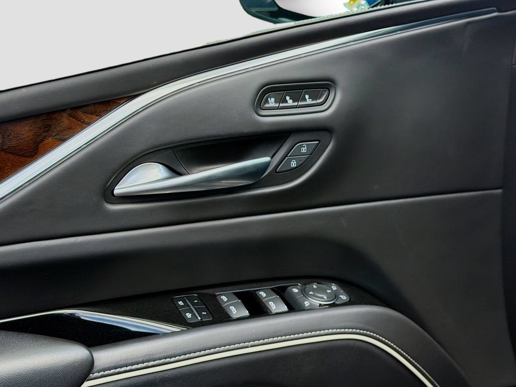 2022 Cadillac Escalade ESV Sport Platinum