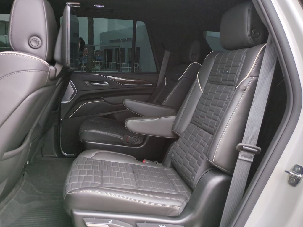 2024 Cadillac Escalade Premium Luxury Platinum