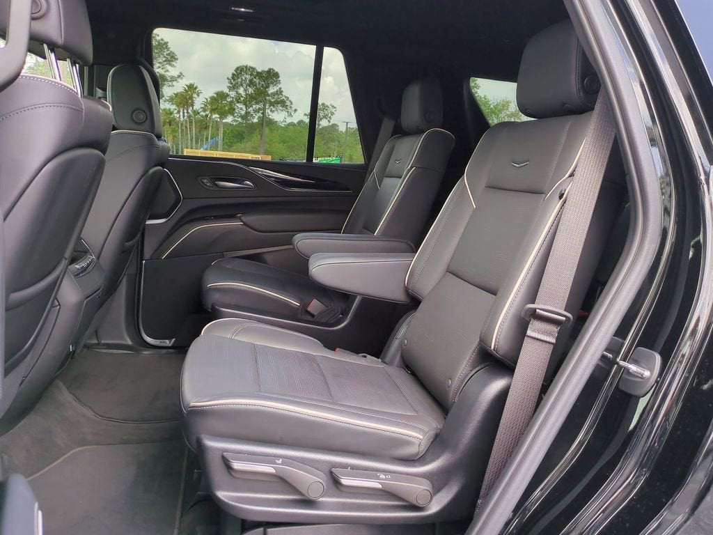 2024 Cadillac Escalade Sport