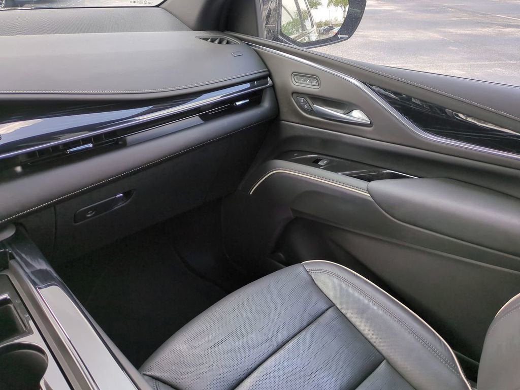 2024 Cadillac Escalade Sport