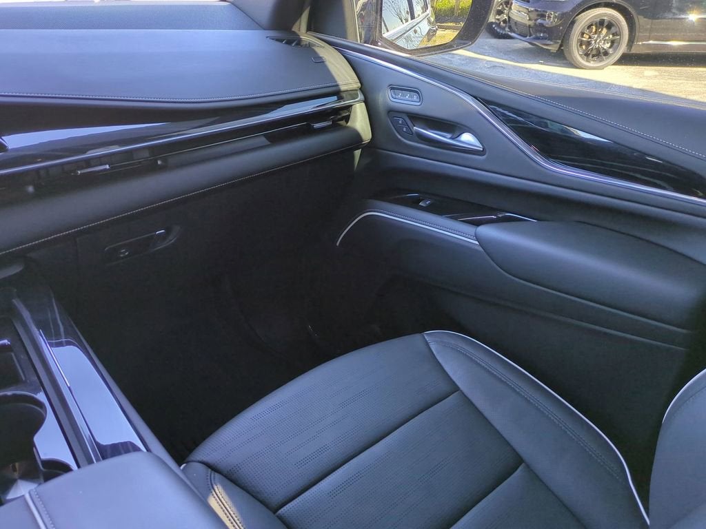 2024 Cadillac Escalade Sport