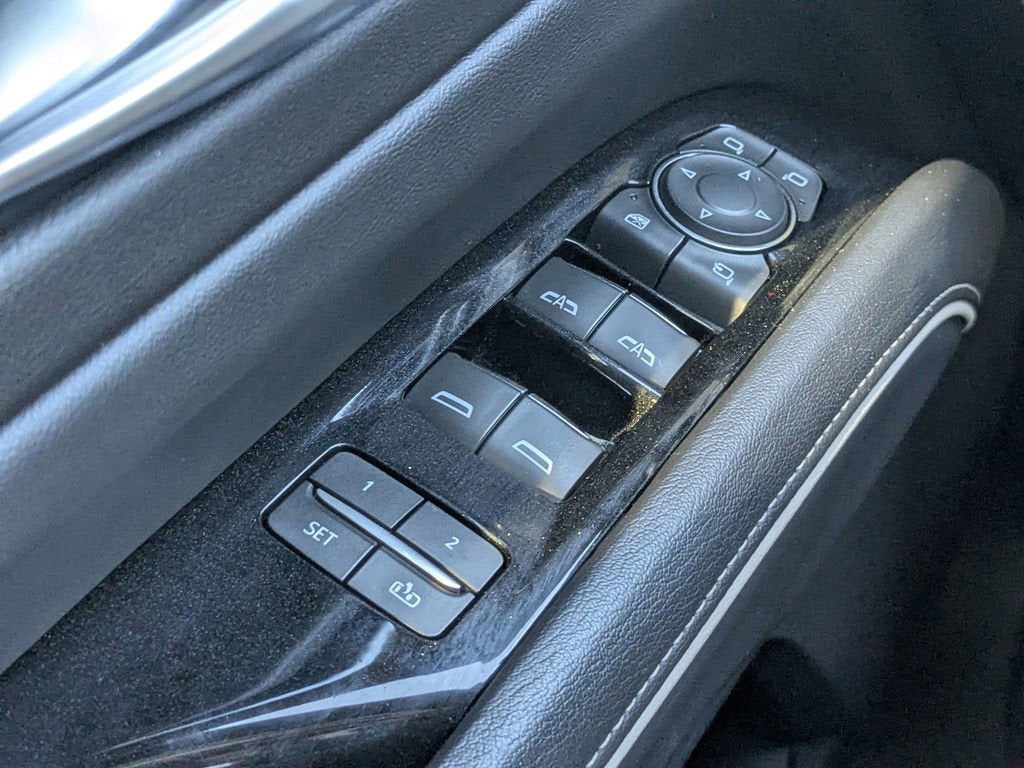 2023 Cadillac Escalade ESV Premium Luxury