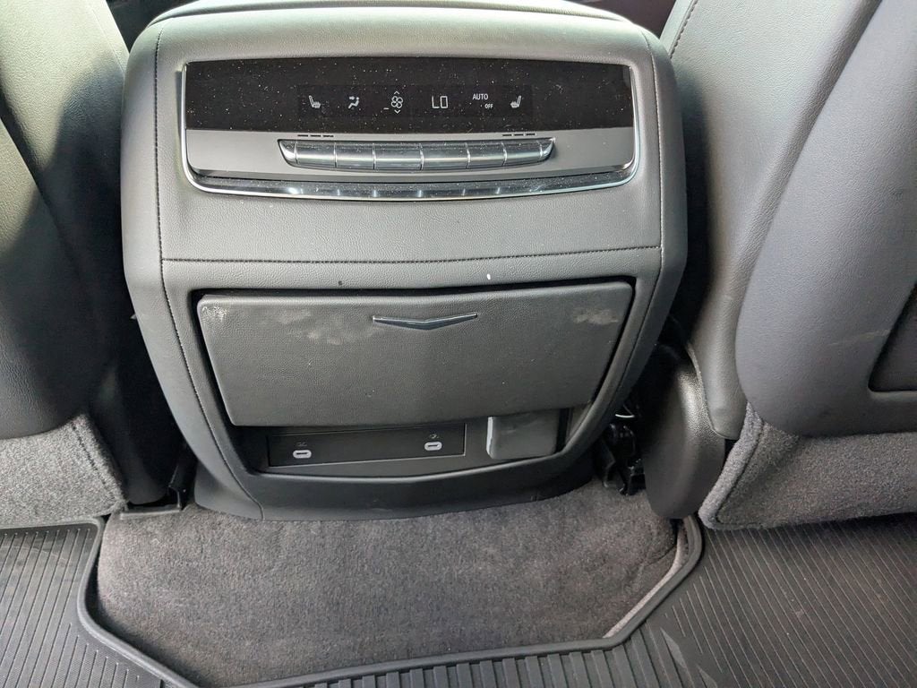 2024 Cadillac Escalade ESV Premium Luxury