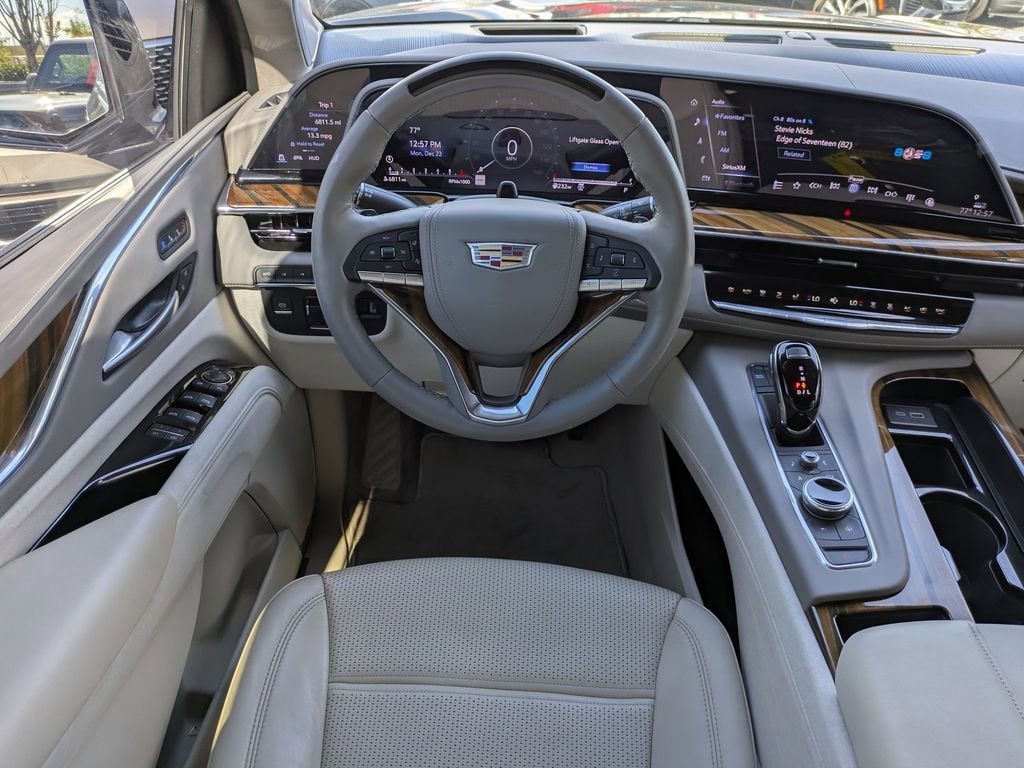 2024 Cadillac Escalade ESV Premium Luxury Platinum