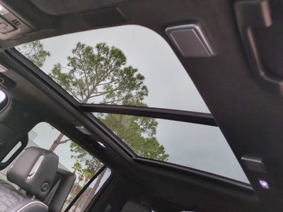 2023 Cadillac Escalade ESV Sport Platinum