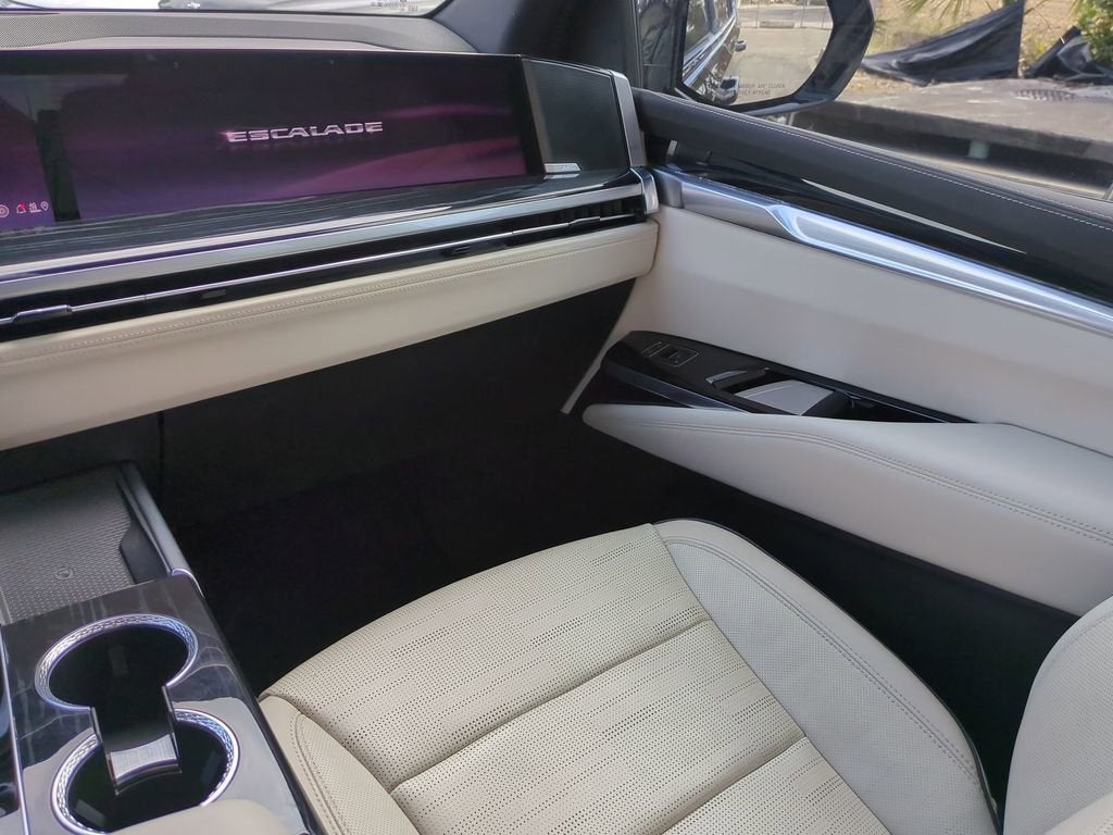 2025 Cadillac Escalade Sport