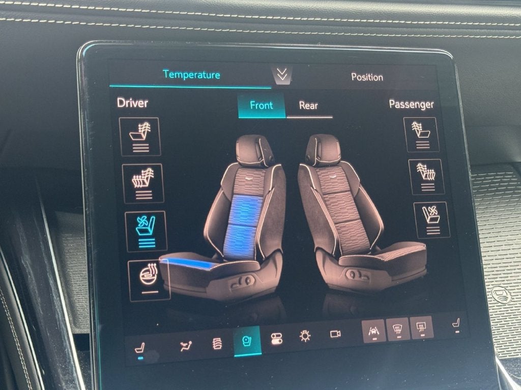 2025 Cadillac Escalade Sport