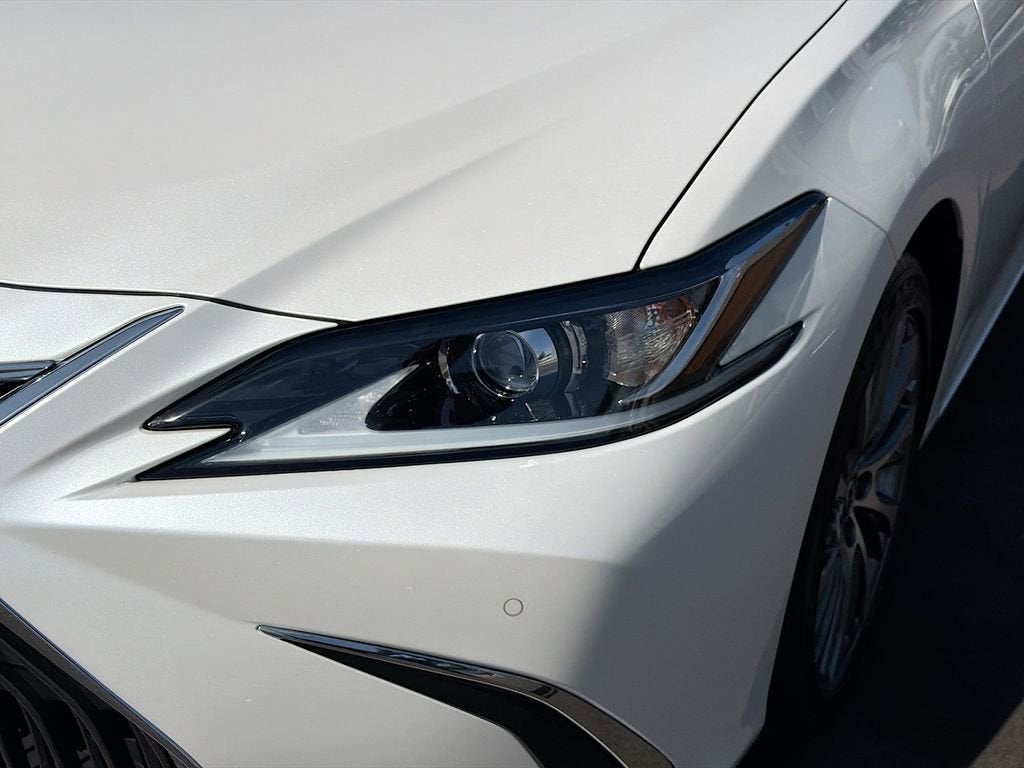 2020 Lexus ES ES 300h