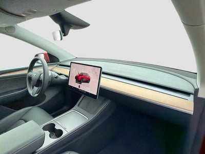 2025 Tesla Model Y Long Range