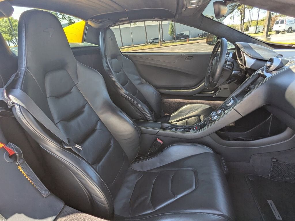 2016 McLaren 650S Base