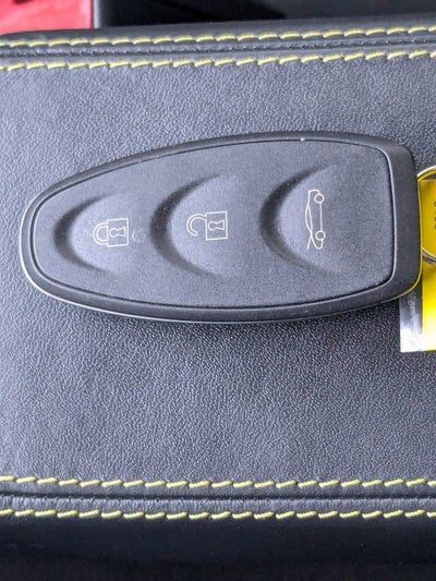 2016 McLaren 650S Base