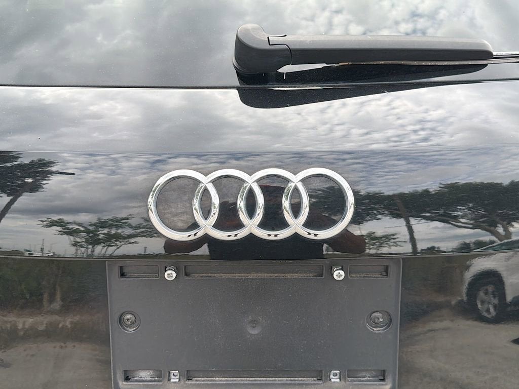 2022 Audi Q3 S line Premium Plus