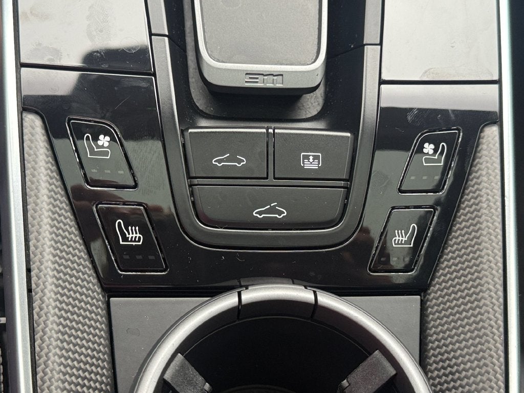 2021 Porsche 911 Carrera