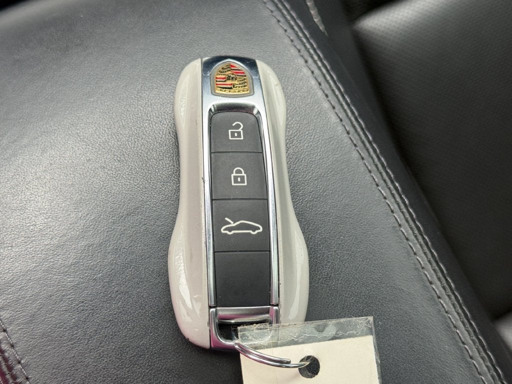 2021 Porsche 911 Carrera